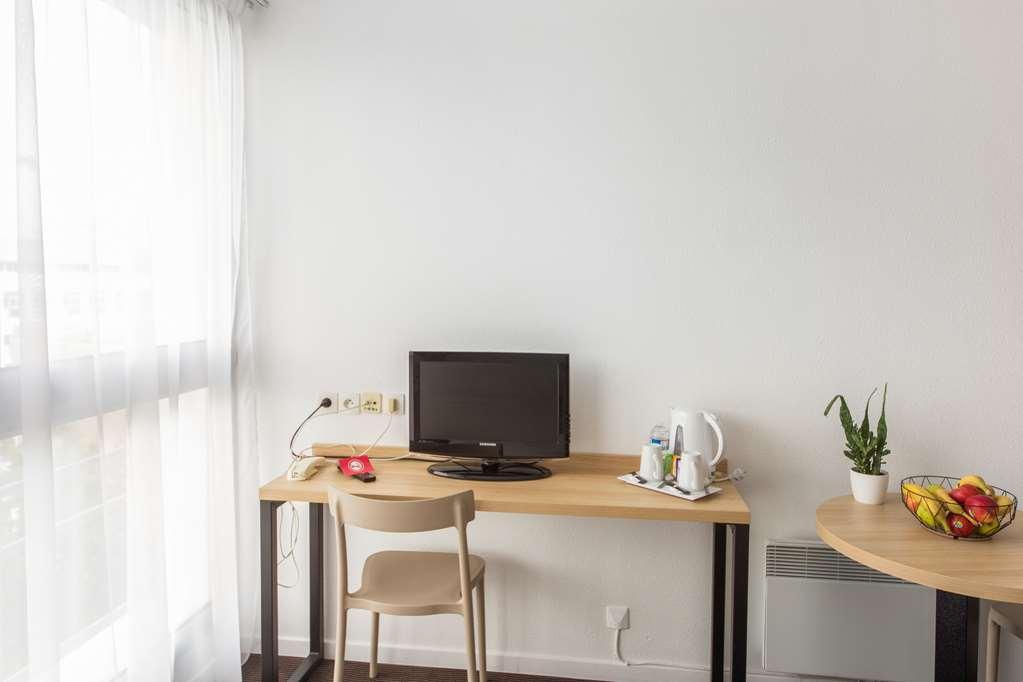Comfort Aparthotel Ле-Ман Номер фото